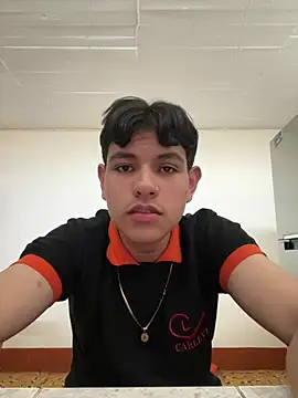Snapshot of juanma759 chatting on 07-25-26, 07:55 juanma759 online show from 07-25-26, 07:55