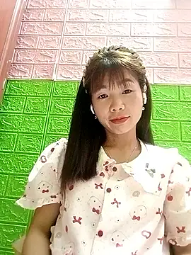 AmyLinee01 online show from 06-11-26, 06:39
