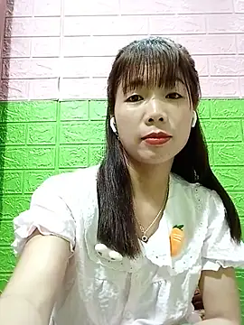 Snapshot of AmyLinee01 chatting on 07-07-26, 07:29 AmyLinee01 online show from 07-07-26, 07:29