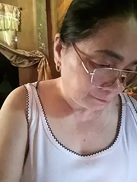 Snapshot of Funsexy1 chatting on 08-05-26, 02:03 Funsexy1 online show from 08-05-26, 02:03
