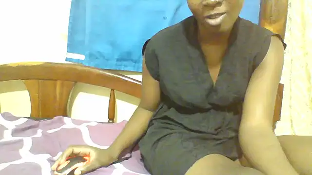 Snapshot of blackgal2 chatting on 06-11-26, 07:12 blackgal2 online show from 06-11-26, 07:12