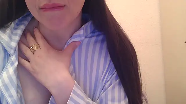 Snapshot of mery_lou20252 chatting on 04-28-26, 08:25 mery lou20252 online show from 04-28-26, 08:25