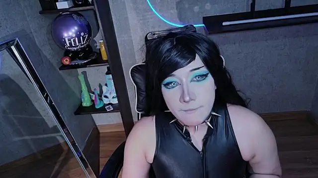 Snapshot of Carmillaa chatting on 05-16-26, 12:18 Carmillaa online show from 05-16-26, 12:18