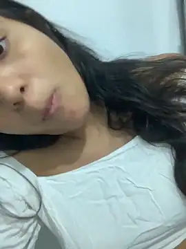 maduu789 online show from 06-06-26, 02:27