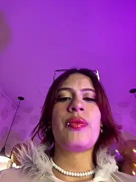 Snapshot of steffmontespink18 chatting on 05-12-26, 01:41 steffmontespink18 online show from 05-12-26, 01:41
