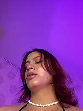 Snapshot of steffmontespink18 chatting on 06-08-26, 01:44 steffmontespink18 online show from 06-08-26, 01:44
