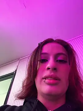 Snapshot of steffmontespink18 chatting on 06-30-26, 01:01 steffmontespink18 online show from 06-30-26, 01:01