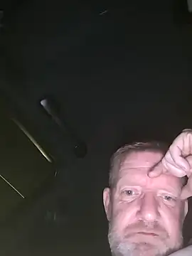 Snapshot of Notiesfuk chatting on 07-03-26, 11:33 Notiesfuk online show from 07-03-26, 11:33