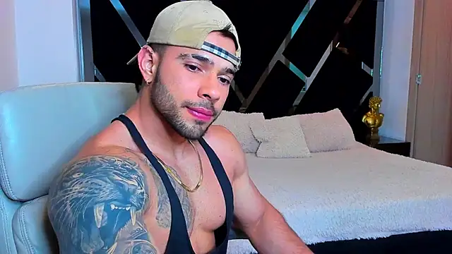 Snapshot of Raytorres chatting on 04-09-26, 11:54 Raytorres online show from 04-09-26, 11:54