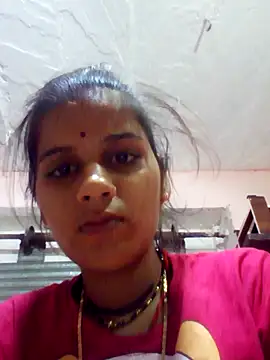 Snapshot of Raveena0990 chatting on 05-14-26, 02:57 Raveena0990 online show from 05-14-26, 02:57