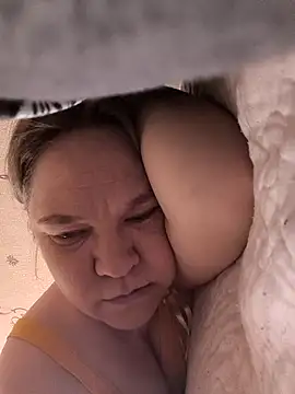 Snapshot of _Yourpussy_ chatting on 03-29-26, 08:47 Yourpussy online show from 03-29-26, 08:47