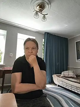 Snapshot of _Yourpussy_ chatting on 05-20-26, 10:10 Yourpussy online show from 05-20-26, 10:10