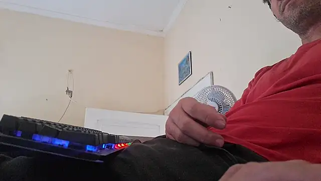 Sueliton2 online show from 04-01-26, 07:11