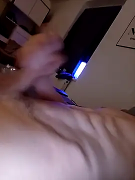 matthi898 online show from 04-16-26, 09:39