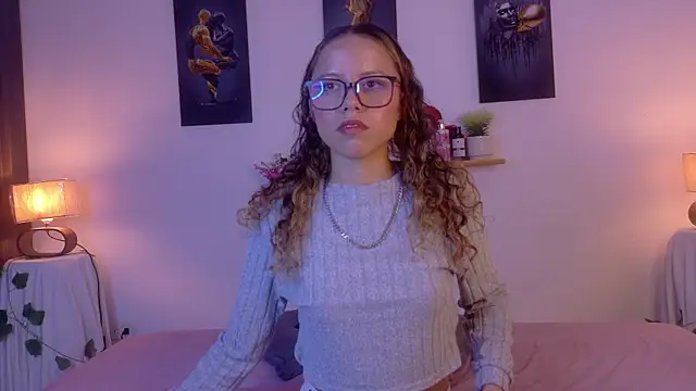 Snapshot of lia_valmont_01 chatting on 06-18-26, 07:07 lia valmont 01 online show from 06-18-26, 07:07