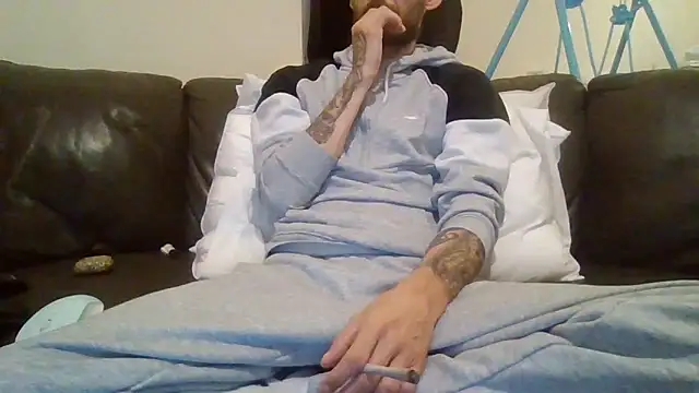 feetlovrr94 online show from 05-04-26, 09:55