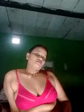 Shivani09900 online show from 06-28-26, 12:27
