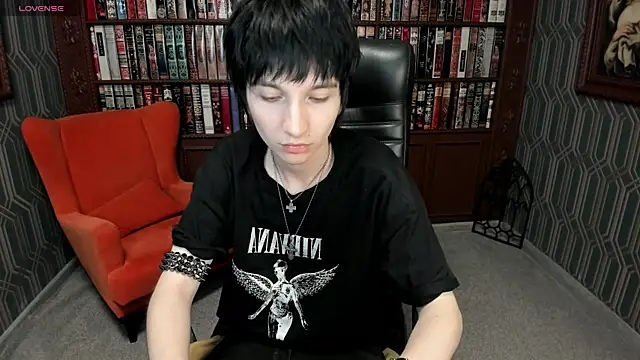 Snapshot of AdonBev chatting on 07-07-26, 07:23 AdonBev online show from 07-07-26, 07:23