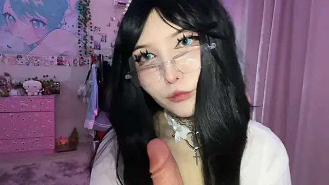 ToxiraLuneX online show from 04-11-26, 03:38