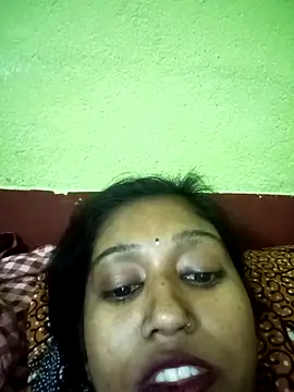 bannerjeesneha20 online show from 04-26-26, 12:58