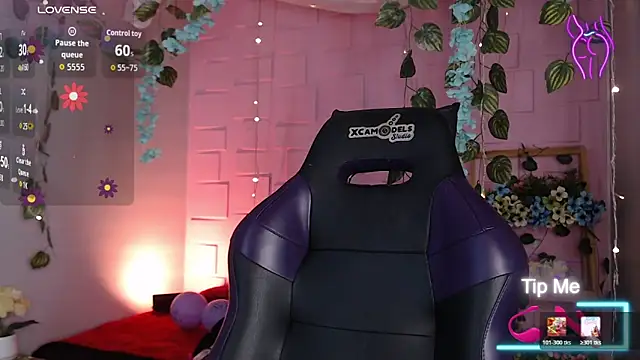 eyes moonn online show from 04-01-26, 01:41