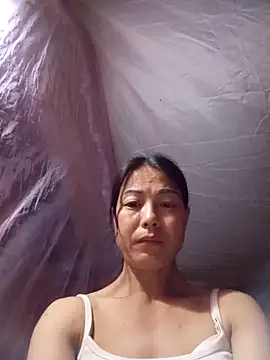 Snapshot of -Numin- chatting on 05-11-26, 04:48 -Numin- online show from 05-11-26, 04:48