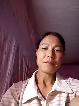 Snapshot of -Numin- chatting on 06-12-26, 02:05 -Numin- online show from 06-12-26, 02:05