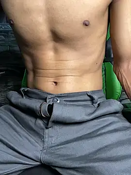 Snapshot of tukangcoli31 chatting on 04-01-26, 12:17 tukangcoli31 online show from 04-01-26, 12:17