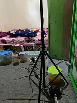 Snapshot of tukangcoli31 chatting on 04-13-26, 12:05 tukangcoli31 online show from 04-13-26, 12:05