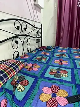 Baby pari1 online show from 07-31-26, 05:45