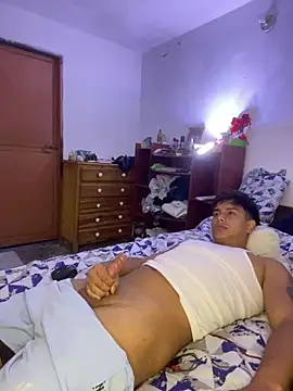 Maximiliano walker online show from 04-08-26, 06:24