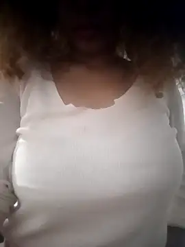 SolashLitzy Curly online show from 06-12-26, 08:24