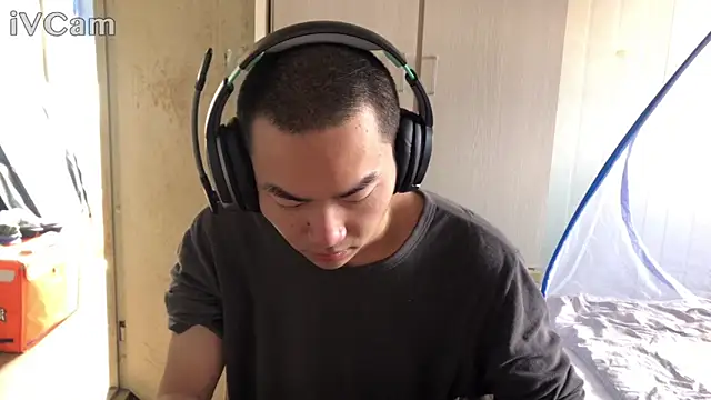 dyjdddttj online show from 03-28-26, 02:33