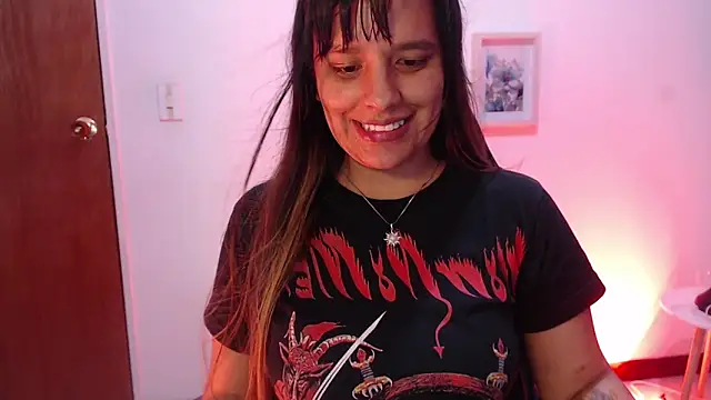 Ivvy Bloom online show from 05-16-26, 03:03