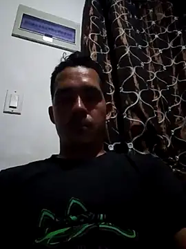 Snapshot of Gabriel_leon33 chatting on 04-03-26, 03:48 Gabriel leon33 online show from 04-03-26, 03:48