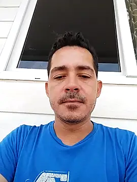 Snapshot of Gabriel_leon33 chatting on 04-04-26, 06:27 Gabriel leon33 online show from 04-04-26, 06:27