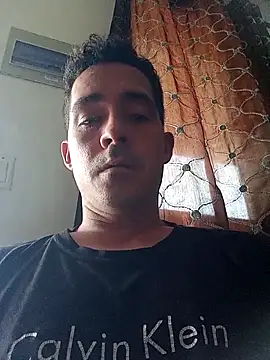 Snapshot of Gabriel_leon33 chatting on 04-06-26, 09:27 Gabriel leon33 online show from 04-06-26, 09:27