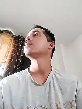 Snapshot of Gabriel_leon33 chatting on 04-08-26, 06:52 Gabriel leon33 online show from 04-08-26, 06:52