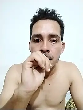 Snapshot of Gabriel_leon33 chatting on 04-11-26, 07:45 Gabriel leon33 online show from 04-11-26, 07:45