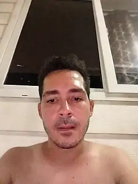 Snapshot of Gabriel_leon33 chatting on 04-15-26, 03:57 Gabriel leon33 online show from 04-15-26, 03:57