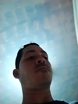 Snapshot of Gabriel_leon33 chatting on 04-19-26, 10:23 Gabriel leon33 online show from 04-19-26, 10:23