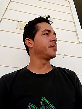 Snapshot of Gabriel_leon33 chatting on 05-11-26, 07:00 Gabriel leon33 online show from 05-11-26, 07:00