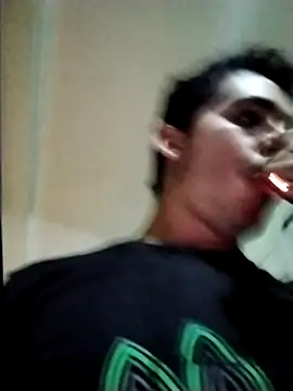 Snapshot of Gabriel_leon33 chatting on 05-18-26, 06:41 Gabriel leon33 online show from 05-18-26, 06:41