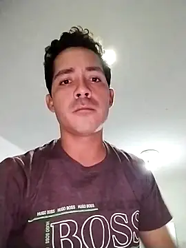 Snapshot of Gabriel_leon33 chatting on 05-19-26, 12:38 Gabriel leon33 online show from 05-19-26, 12:38