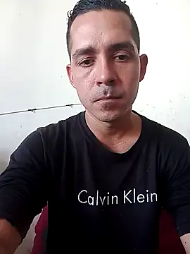 Snapshot of Gabriel_leon33 chatting on 06-02-26, 08:55 Gabriel leon33 online show from 06-02-26, 08:55