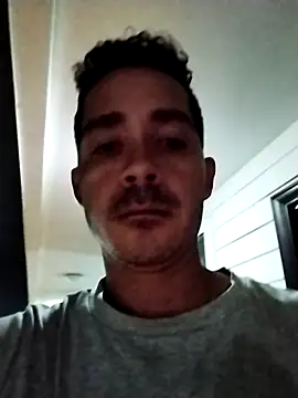 Snapshot of Gabriel_leon33 chatting on 06-11-26, 03:48 Gabriel leon33 online show from 06-11-26, 03:48