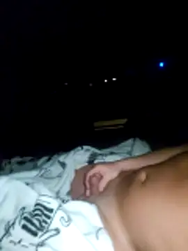 Snapshot of Cutecamboy4you chatting on 04-13-26, 04:29 Cutecamboy4you online show from 04-13-26, 04:29