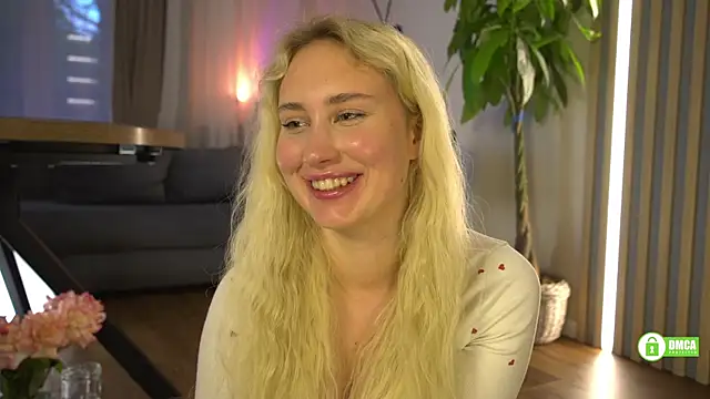 Snapshot of _Kateline_ chatting on 04-20-26, 03:59 Kateline online show from 04-20-26, 03:59
