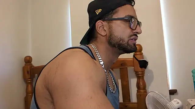 robin103666 online show from 04-02-26, 08:34