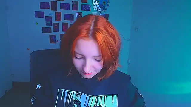 Snapshot of Butterfly_Milly chatting on 03-27-26, 12:38 Butterfly Milly online show from 03-27-26, 12:38